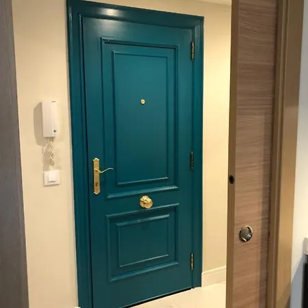 Marques Petit Premium 데니아