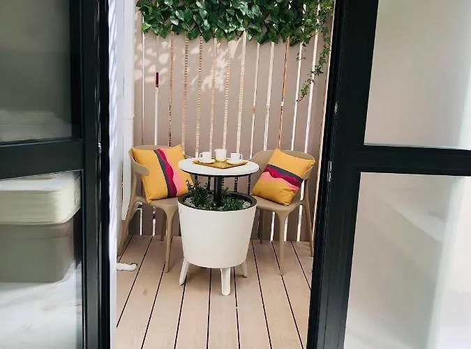 Marques Petit Premium